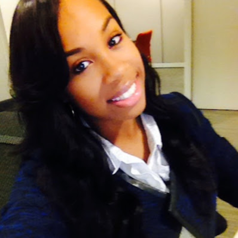 Meet your Posher, Alicia